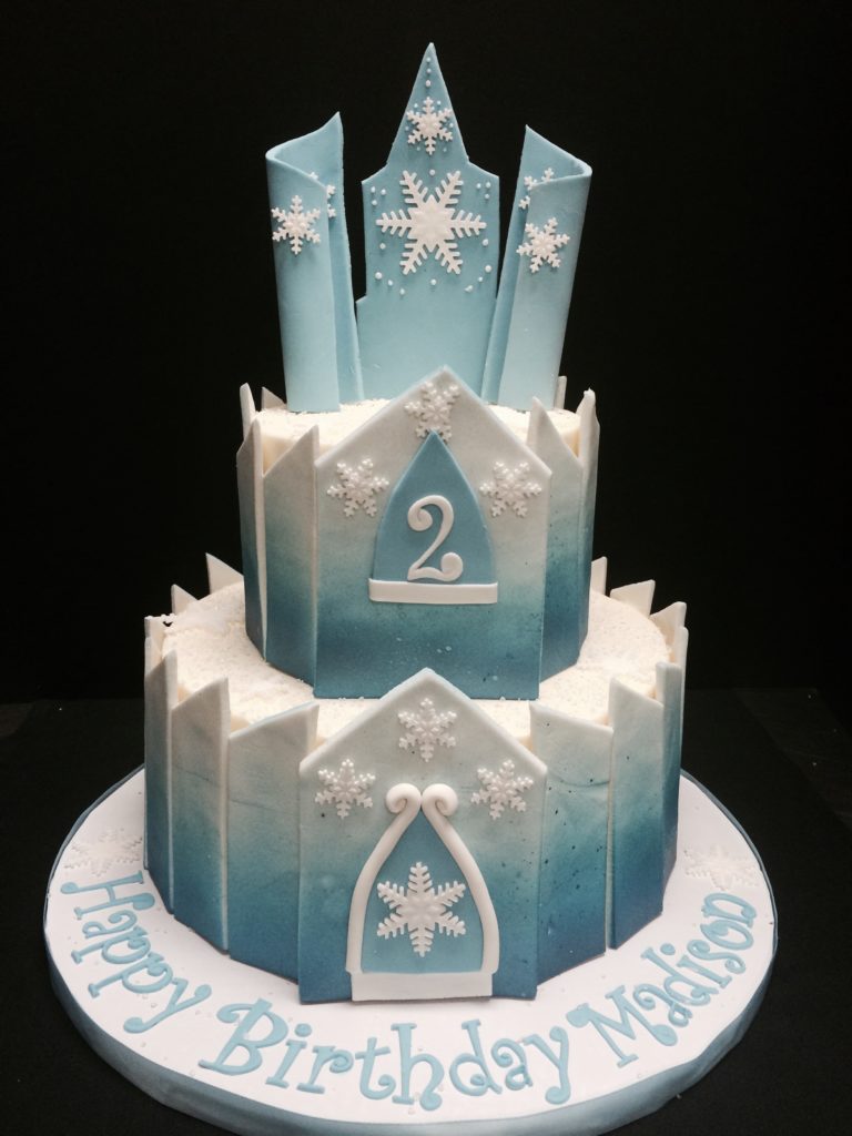 Download Elsa Castle Birthday Cake - Croissants Bistro & Bakery